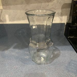 Glass vase 9 1/2”tall lovely for a fish /flowers
